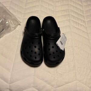 Crocs Classic Clog Unisex - Black  10M / 12W
